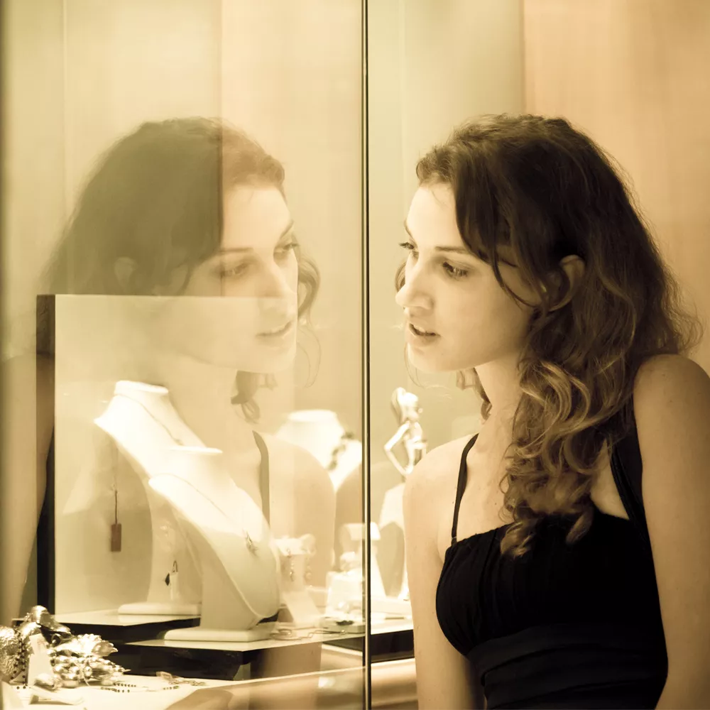 About Jewel in the Crown - specialist hotel jewellery suppliers